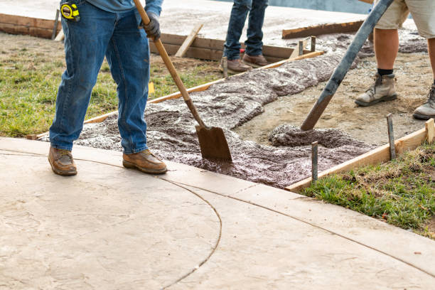 Best Residential Concrete Services  in Elwood, IL