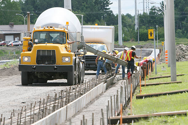 Best Affordable Concrete Contractor  in Elwood, IL